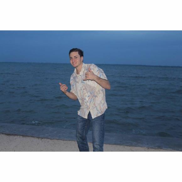 Meet your Posher, Zaid - Picture 1 of 1